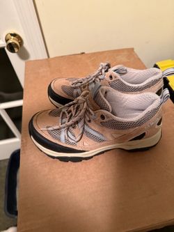Women’s L.L. Bean Hiking Shoes size 6.5