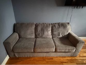 Cozy Couch & Loveseat Set – $50 for Both! 🛋️