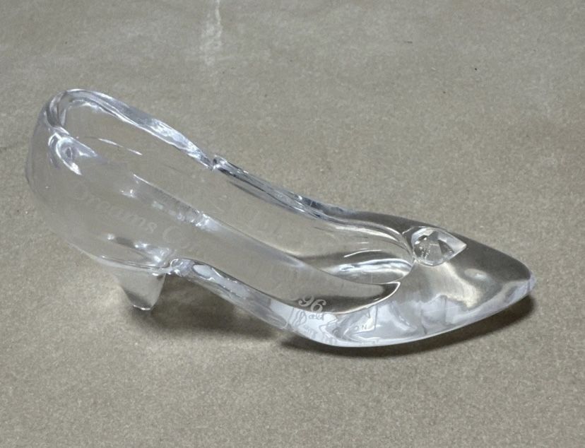 WDCC  Walt Disney Classics Cinderella "Dreams Come True" 1996 Glass Slipper Event
