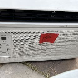 AC TOSHIBA WINDOW UNIT