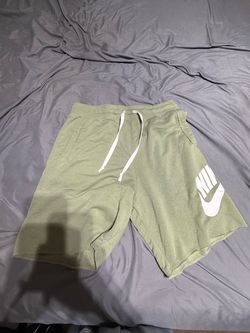 Nike Light Green Shorts – Men’s Medium