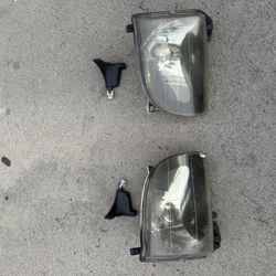 Toyota Tacoma Headlights