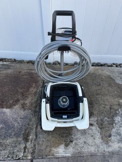 Polaris P825 Pool Vacuum Cleaner