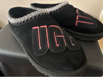 Ugg Shoes Black Red