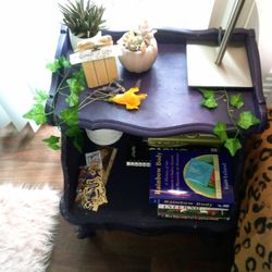 Magical Vintage Angelus Deauville Table