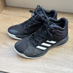 Adidas Basketball Shoes Size 6