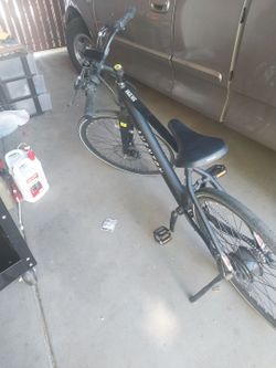 AVENTON BICYCLE