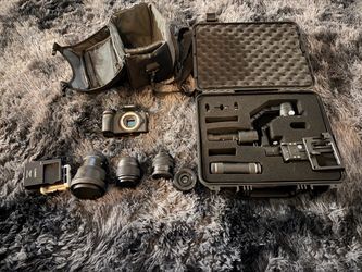 Panasonic Lumix G7 4K Mirrorless Camera Setup For Sale  Great setup for music videos, YouTube, photography, content creation, short films, etc.  Inclu