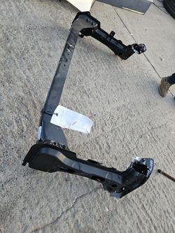 Gmc Sierra  2500 Radiator Support Oem  Silverado  19 To 25
