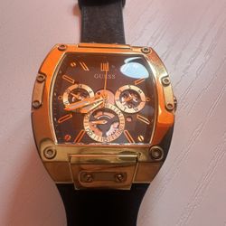 GUESS Mens Black Gold Tone Multi-function Watch