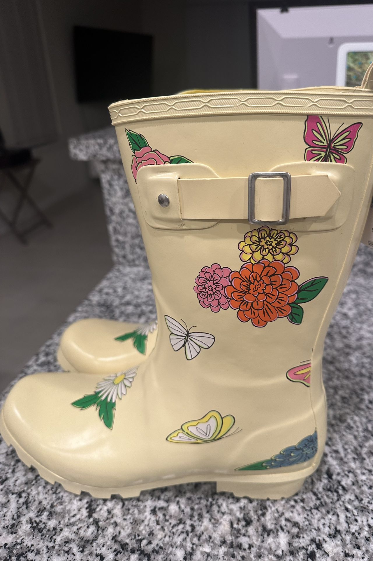 Disney Epcot International Flower & Garden Festival Rain Boots 
