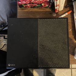 Xbox 1 with controller
