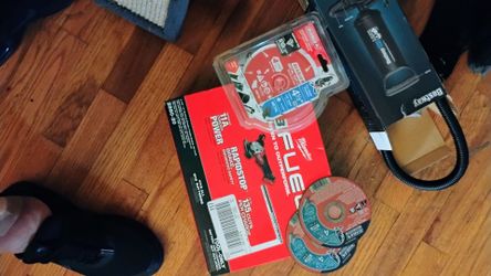 Milwaukee FUEL M18 GRINDER W/xco 6 battery