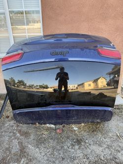 Jeep Trackhawk Tailgate