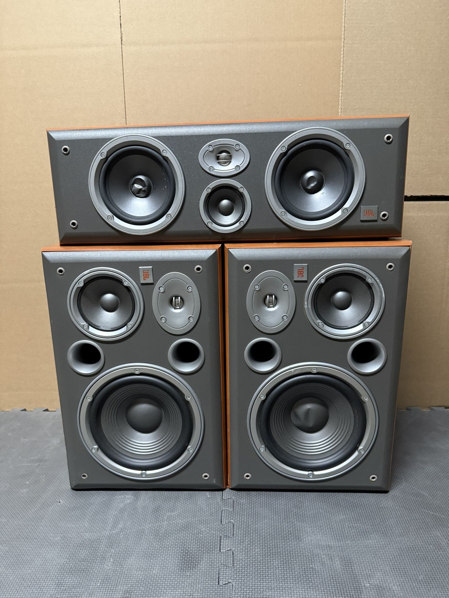 JBL E50 Northridge E Series Bookshelf  Pair & JBL EC35 Center Speaker 