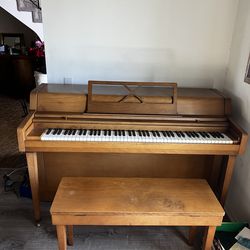Free Delivery Vintage Yamaha Upright Piano