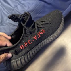 Yeezy 350 Bred Size 9.5 