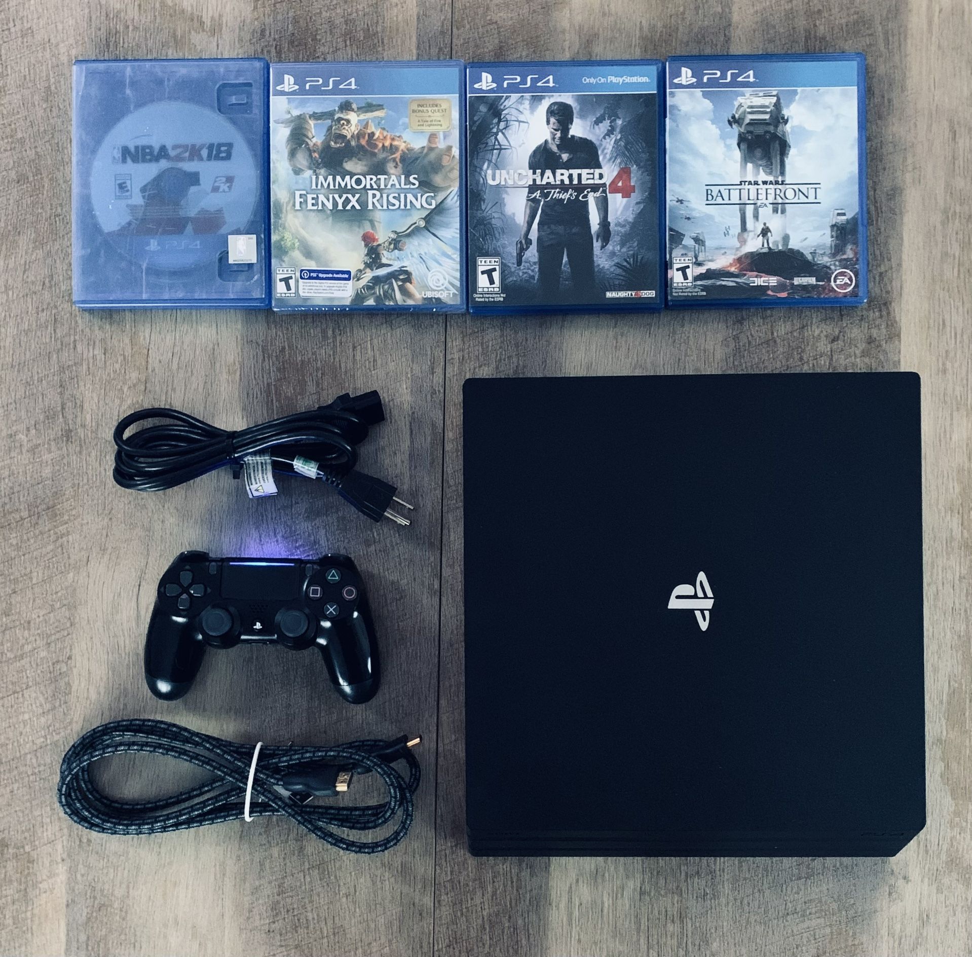 PS4 Pro (1TB)