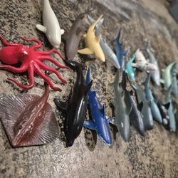 Vintage 1990s Plastic Educational Toy Figurines - Ocean Animals