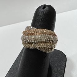 14k three tone diamond ring