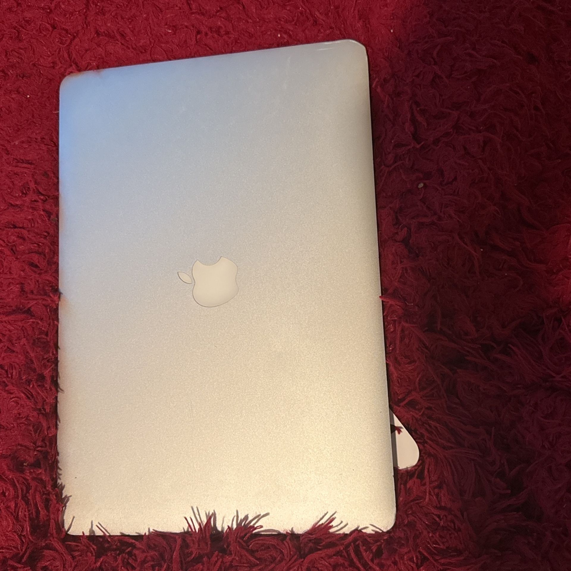 Apple Macbook Pro 15.4inch Laptop 