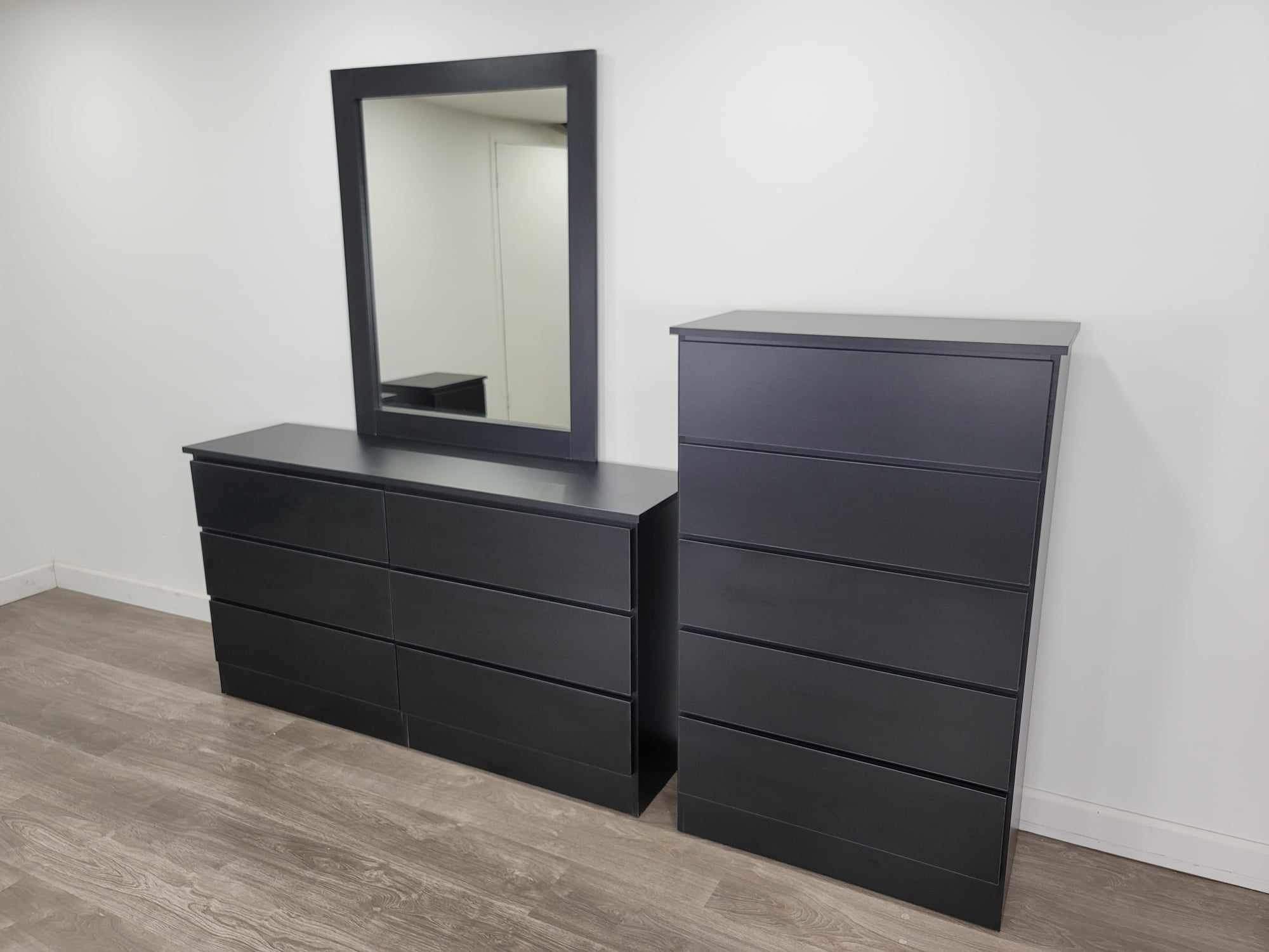 Brand New Dresser with Mirror and Chest / Comoda con Espejo y Gavetero Nuevos A estrenar …. Fast 🚚