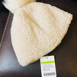  UGG  Baby hat Size 2-4 yrs