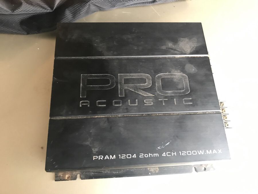 Pro acoustic 4 ch 1200 watts