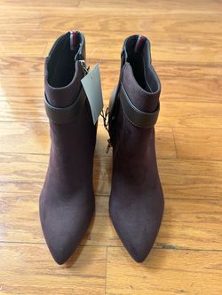 Tommy Hilfiger Women's Pointed Toe Ankle Boots size 7.5