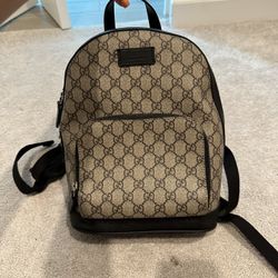 Gucci Supreme Monogram Small Backpack