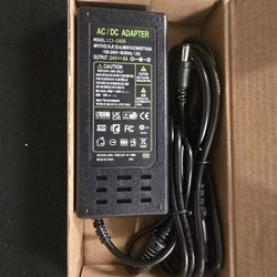 AC/DC Adapter