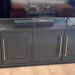 Multiple Living Room Items