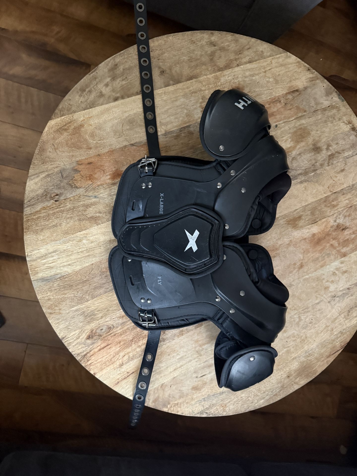 Xenith Shoulder Pads