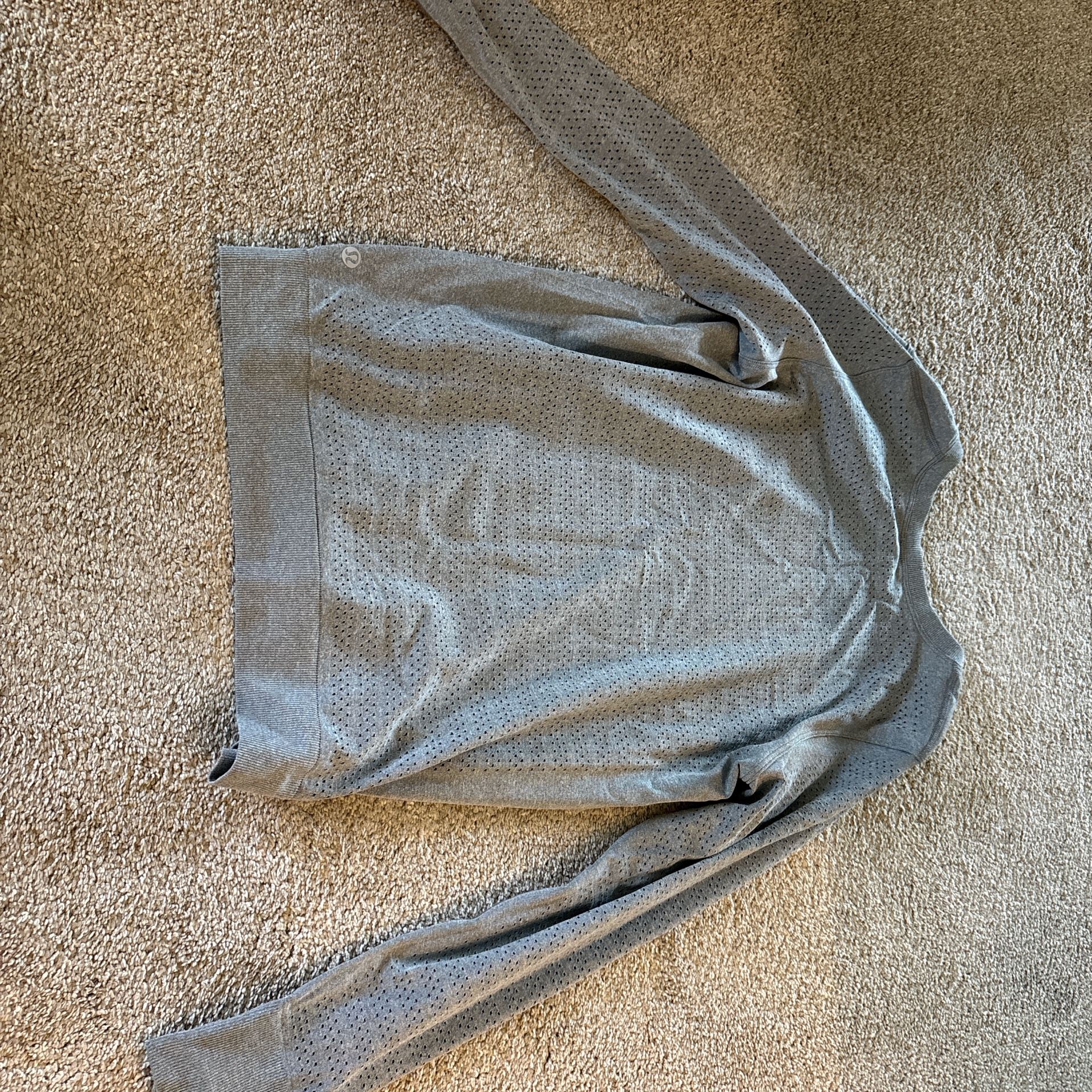 Lululemon Breeze