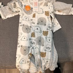 Carters 6m Zipper Onesie SET