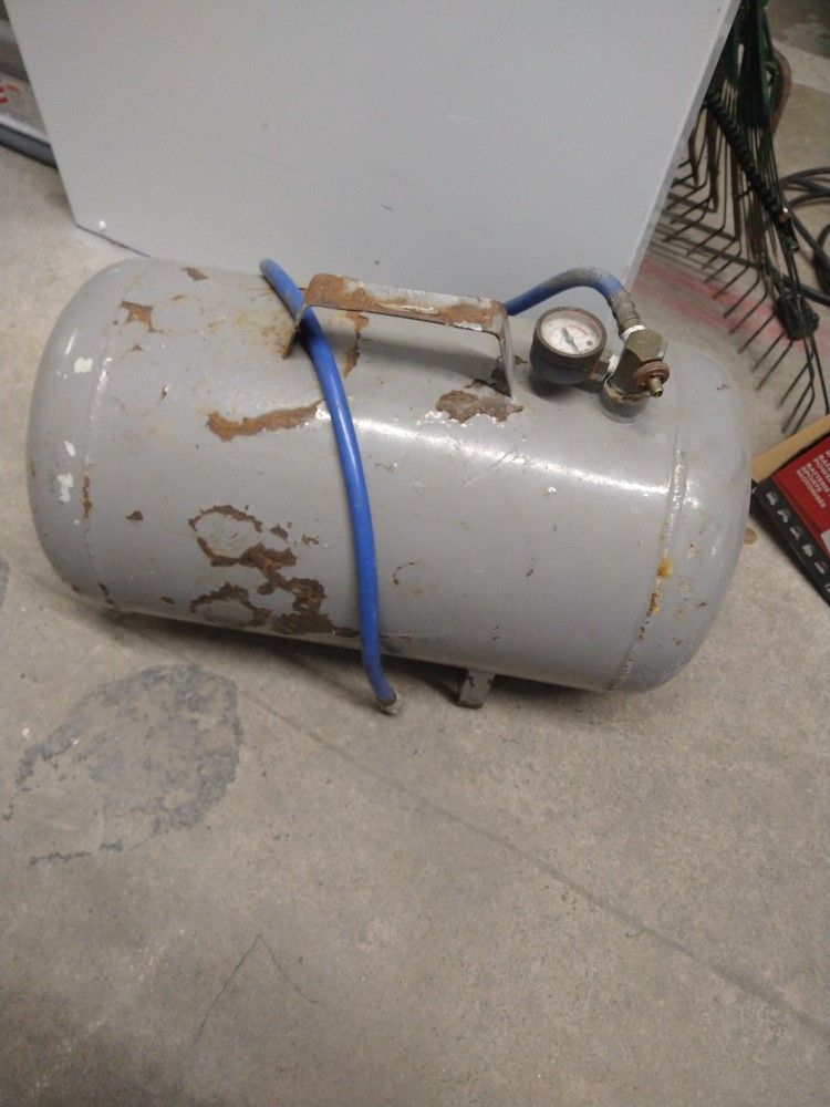 Air Compressor 