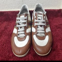 Gucci Multicolor Guccisima Leather Web Detail Low Top Sneakers Size 8.5

Item Condition
Gently Used

This item is in good condition aside for signs of