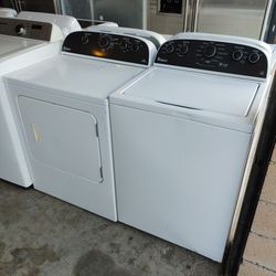 Whirlpool White Washer Dryer Set