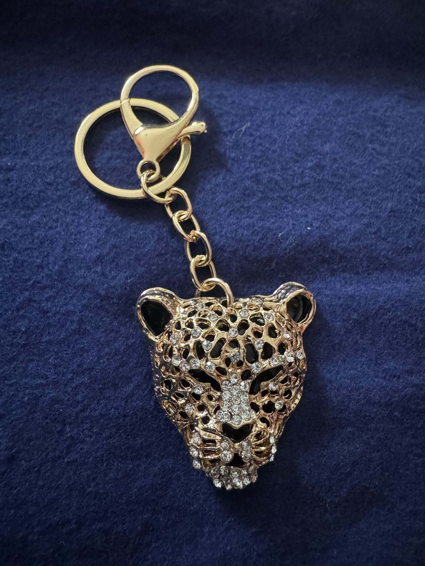 NWT 1pc Sparkling Rhinestone Leopard Head Pendant Keychain