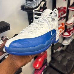 Air Jordan Retro 12 Size 8.  8.5.   9.5