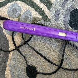 Remington Hair Straightener