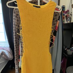 Yellow Dress Size Xs