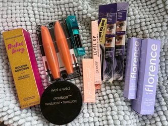 Makeup bundle set