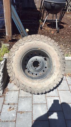 BF Goodrich KO2 AT 265/75R16