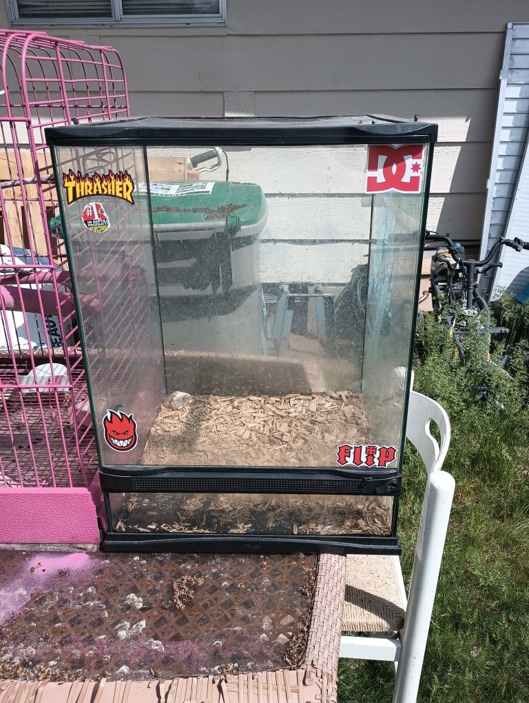 Reptile Tank With Two Doors 40$