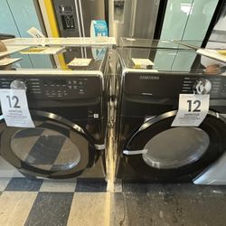 Samsung Washer And Dryer Set In Black 