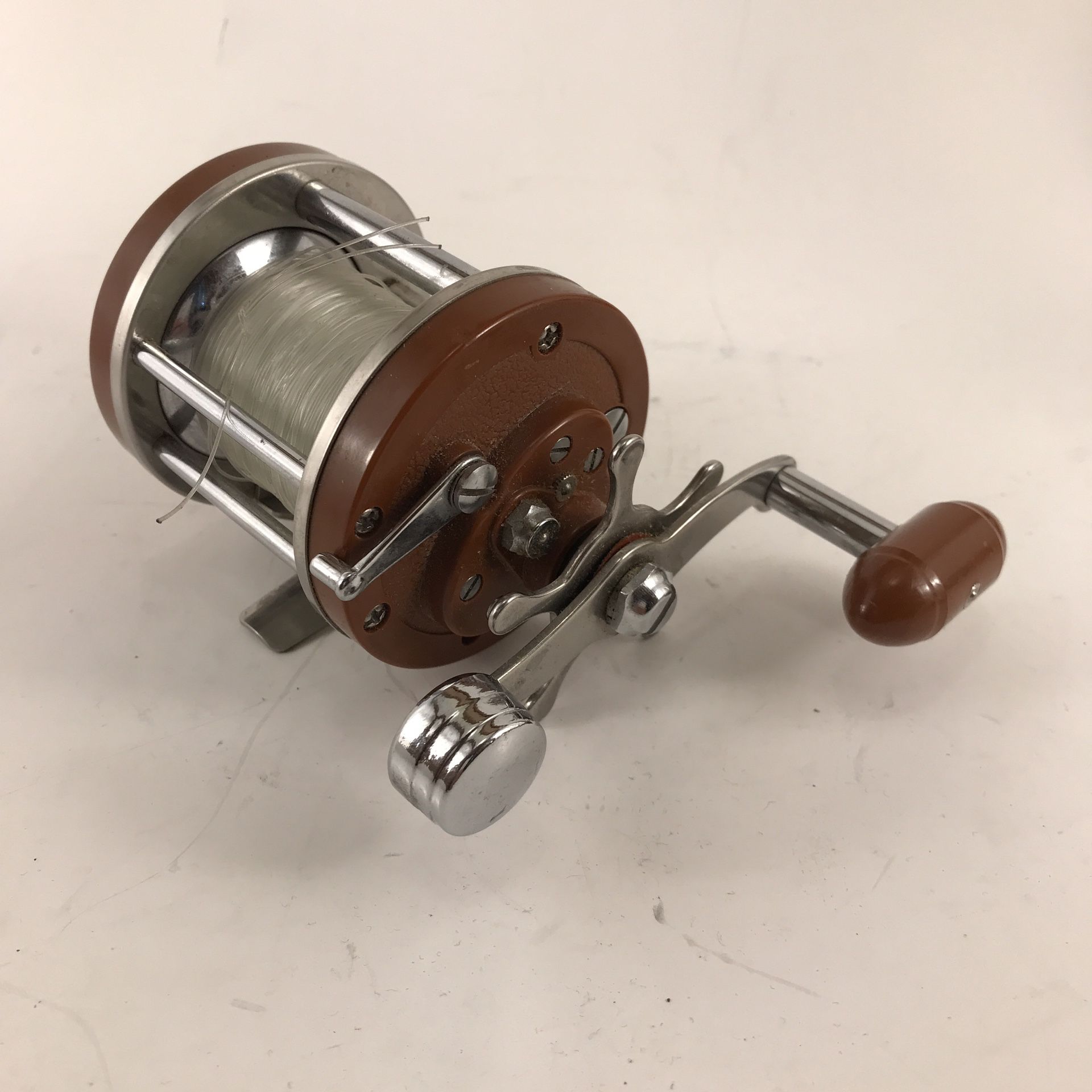 Eagle Claw 502 HD Vintage Fishing Reel for Sale in Anchorage, AK