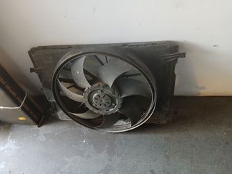 E 350 Mercedes cooling fan