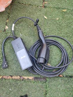 Jeep Portable EV Charger Level 1 – J1772