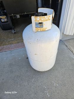 Propanr tank big